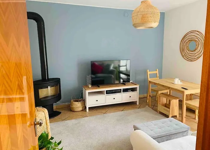 Castagneti House -14 Km Dalla Ferrari 아파트